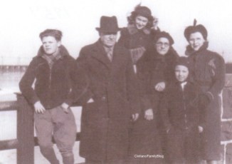 CASO FAMILY.Robert,Gaetano,Rita,Arthur,Rosejpg copy
